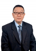 王泉巅